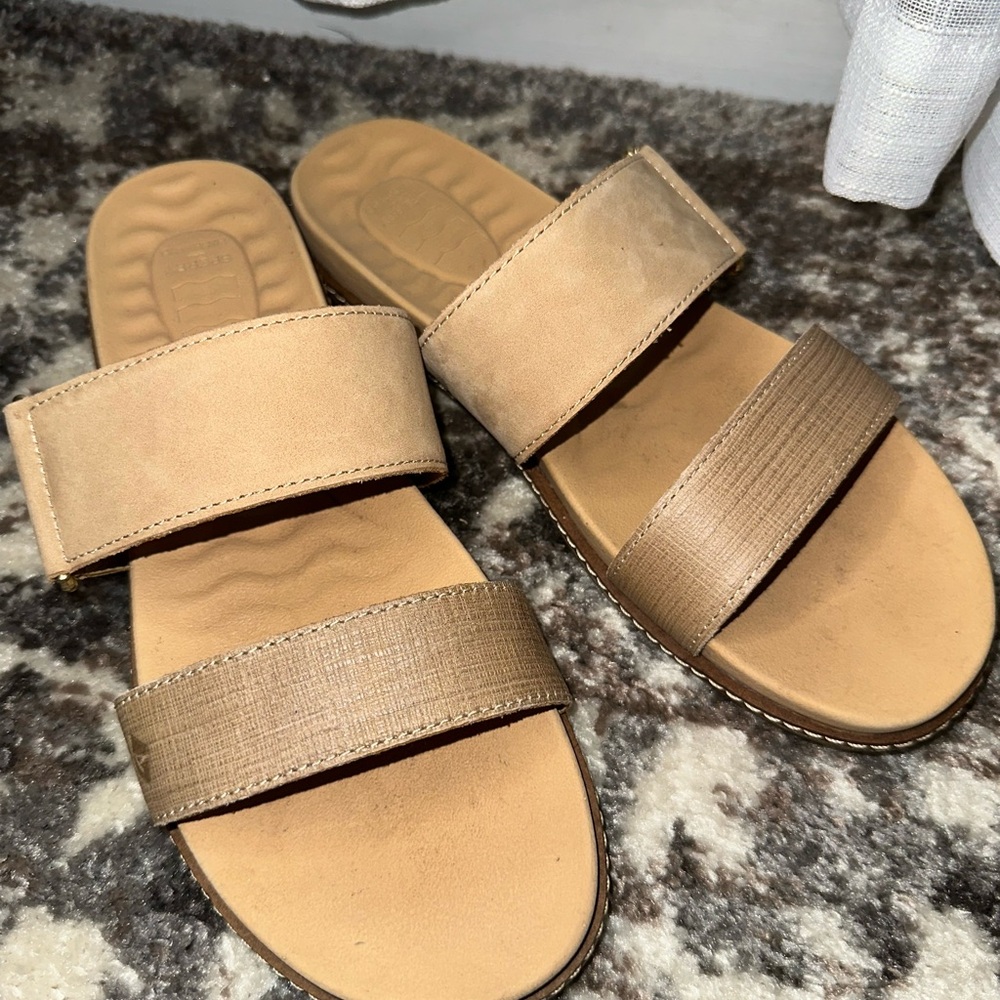 Sperry waveside plush wave sandals